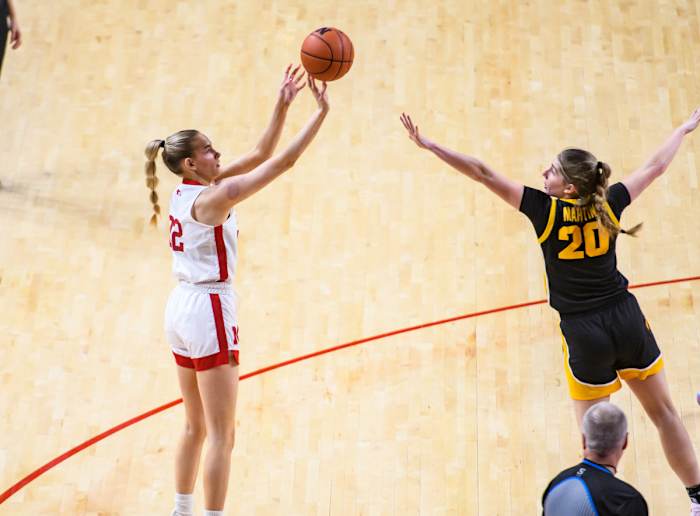 01_Natlie Potts_WBBvsIowa0211